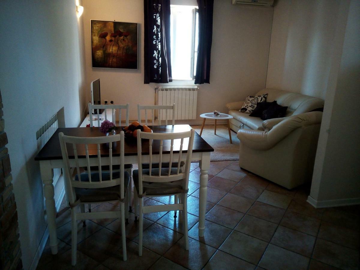 Apartments Mirela Novigrad  Exterior photo